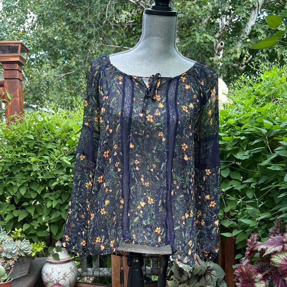 Vera Wang Floral Lace Blouse - Dark Blue and Orange